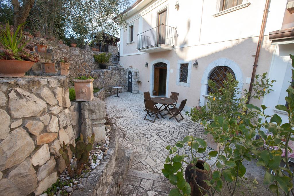 B&B Le Viole Arce Buitenkant foto